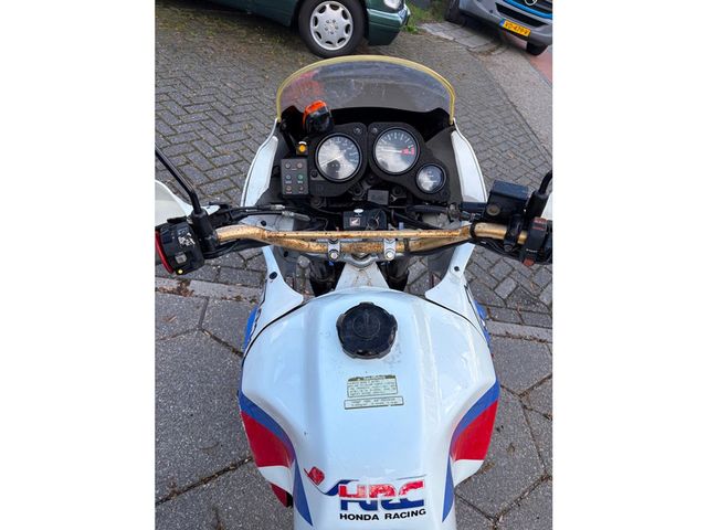 honda - xrv-750-africa-twin