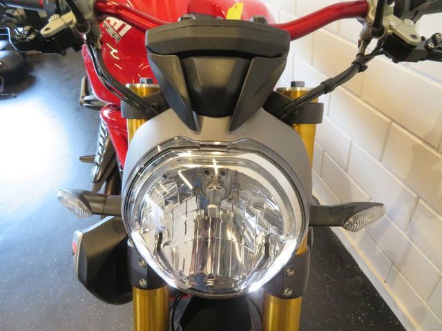 ducati - monster-1200-s