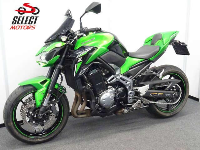 kawasaki - z900