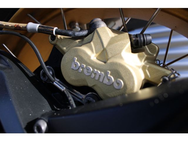 bmw - r-1250-gs-adventure