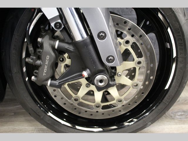 honda - cbr-1000-rr-fireblade