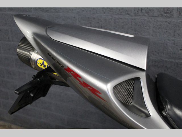 honda - cbr-1000-rr-fireblade
