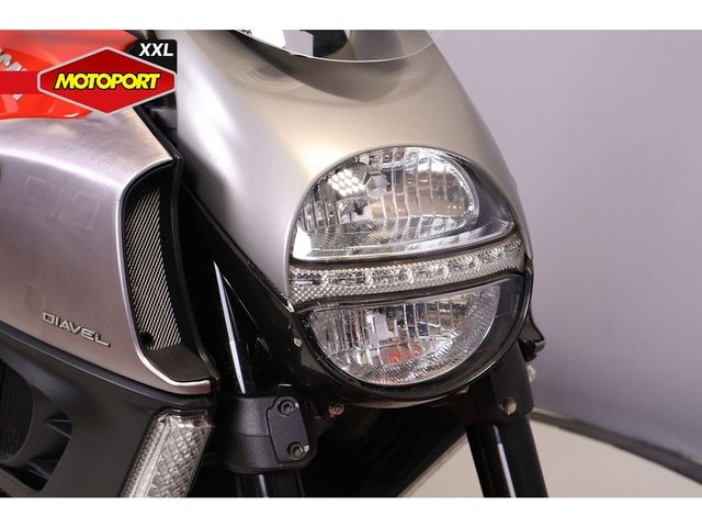 ducati - diavel