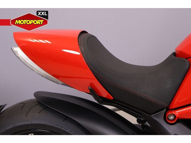 ducati - diavel