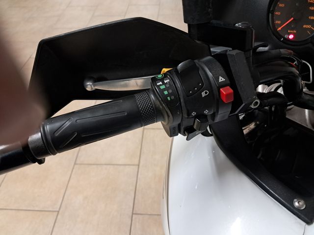 suzuki - v-strom-650-a-touring
