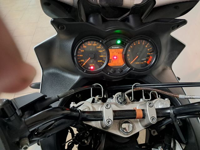 suzuki - v-strom-650-a-touring