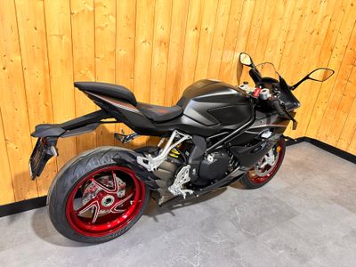 QJMOTOR SRK 921 RR – foto 3