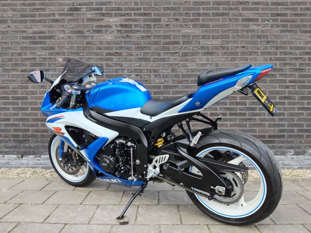 suzuki - gsx-r-600