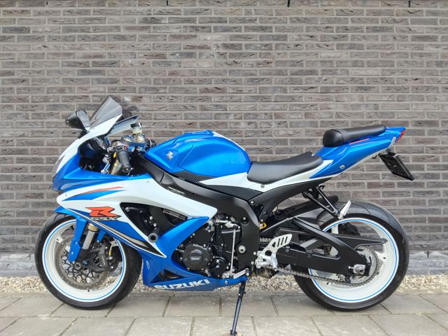 suzuki - gsx-r-600