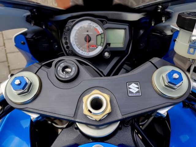 suzuki - gsx-r-600