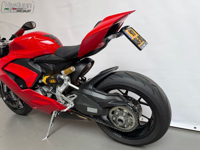 ducati - panigale-v2
