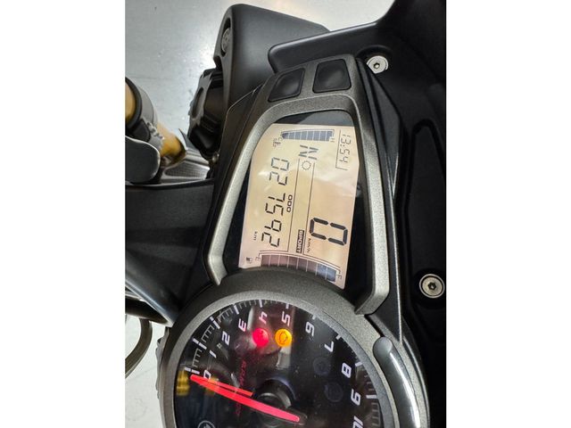 triumph - speed-triple-1050
