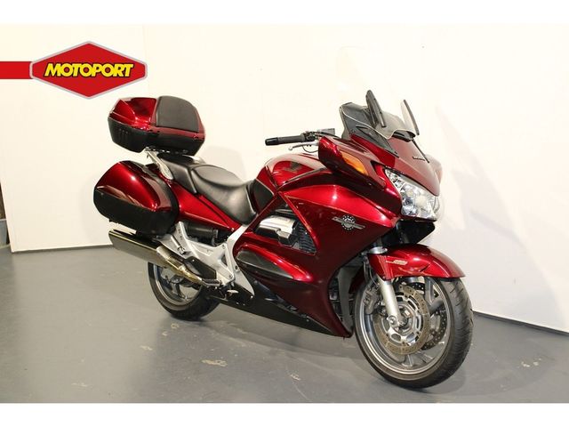 honda - st-1300-pan-european-abs