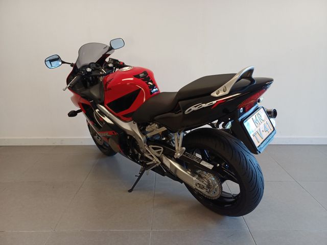 honda - cbr-600-f-injectie