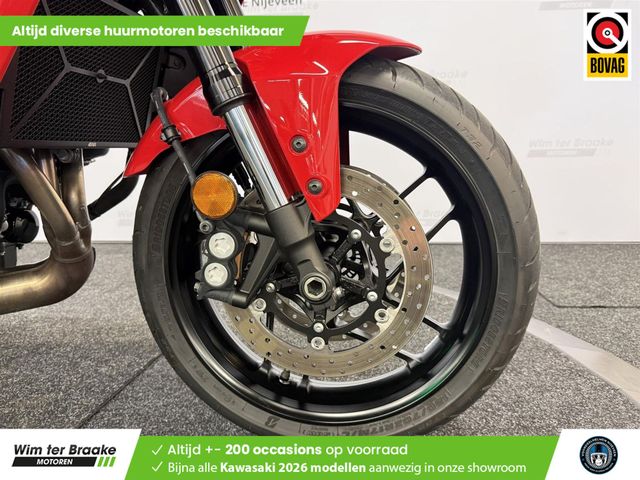 yamaha - tracer-9