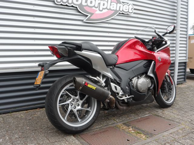honda - vfr-1200-f