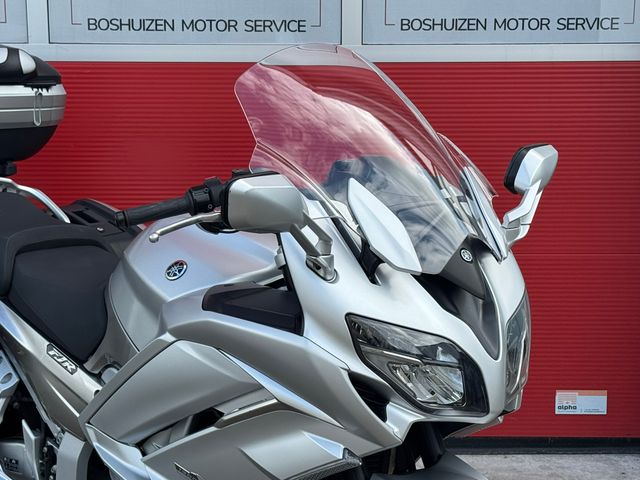 yamaha - fjr-1300