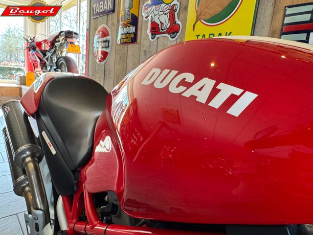 ducati - monster-s2r-1000