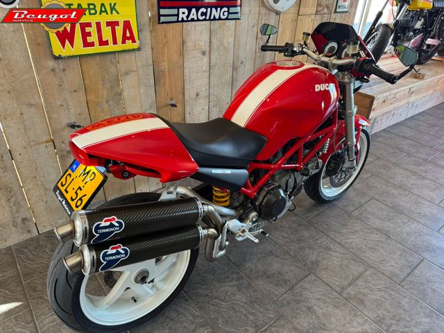 ducati - monster-s2r-1000