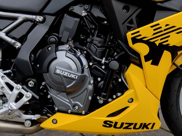 suzuki - gsx-8r