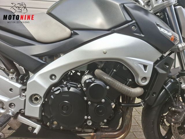 suzuki - gsr-600