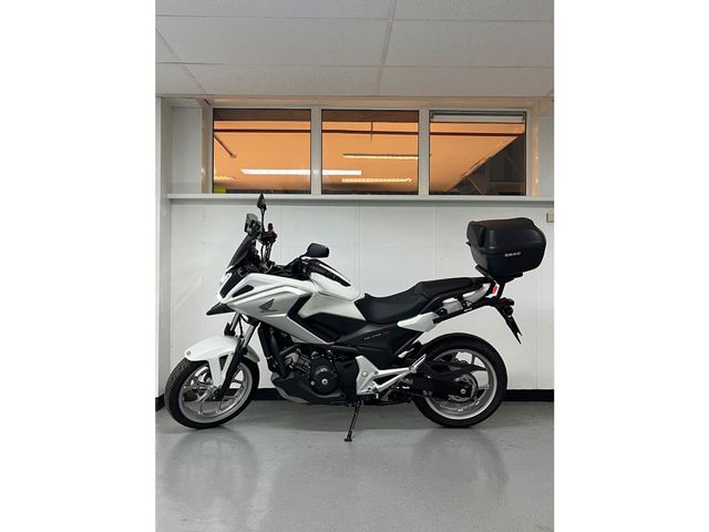honda - nc-700-x-dct