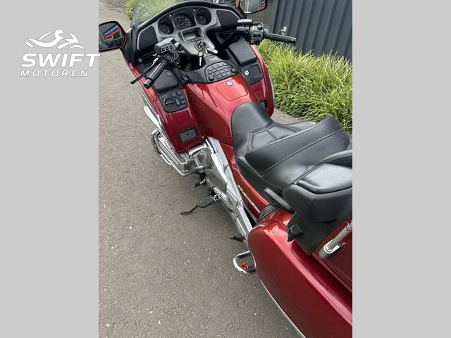 honda - gl-1800-goldwing-abs