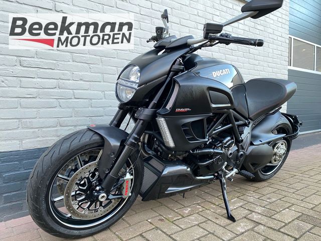 ducati - diavel-carbon