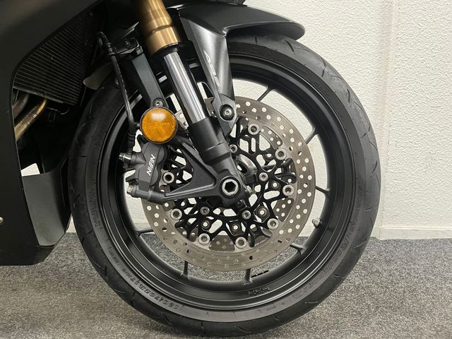 honda - cbr-650-r
