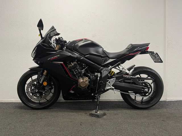 honda - cbr-650-r