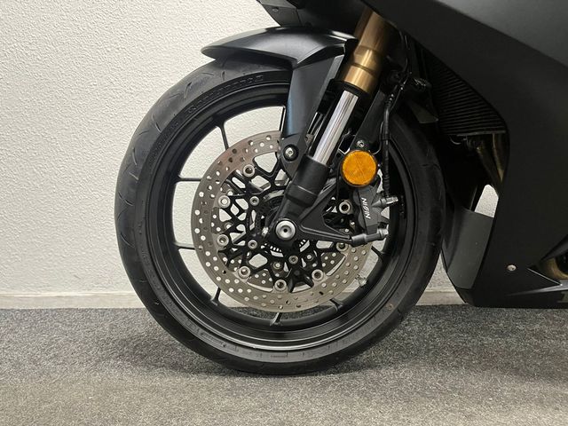 honda - cbr-650-r