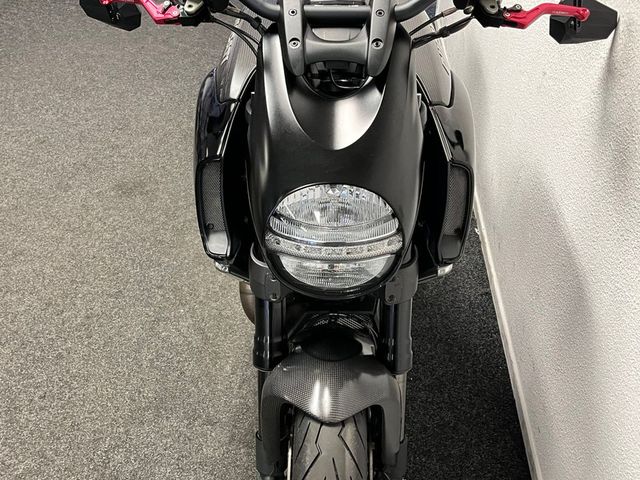 ducati - diavel-carbon