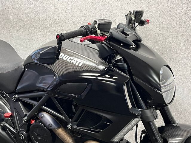 ducati - diavel-carbon