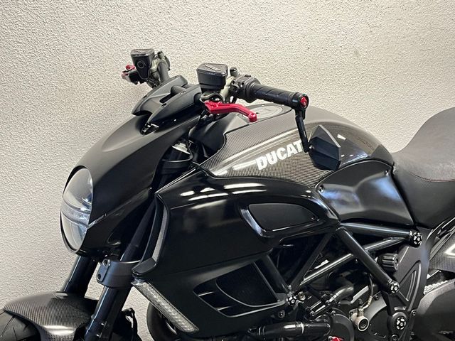 ducati - diavel-carbon