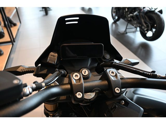 bmw - r-12-g-s
