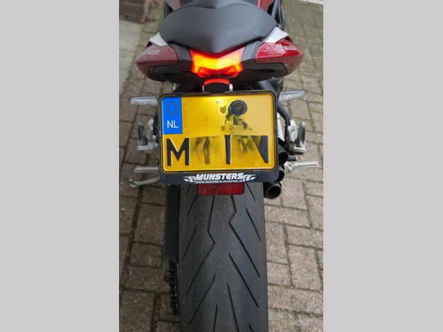 mv-agusta - brutale-800-rr