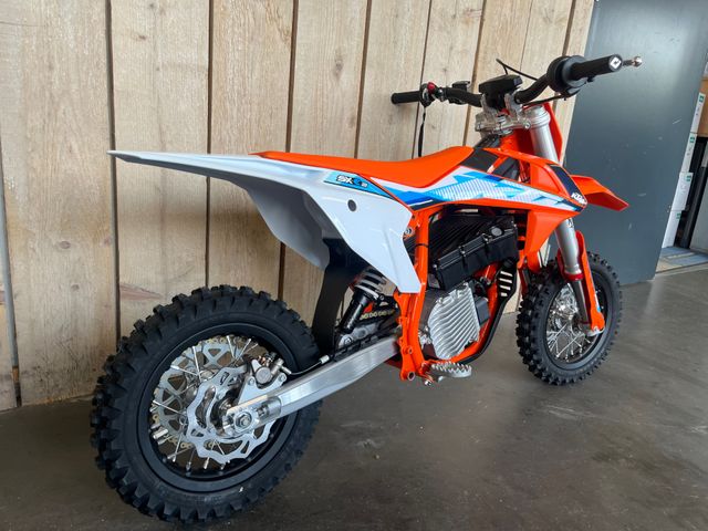 ktm - sx-e3