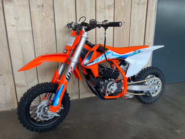 ktm - sx-e3