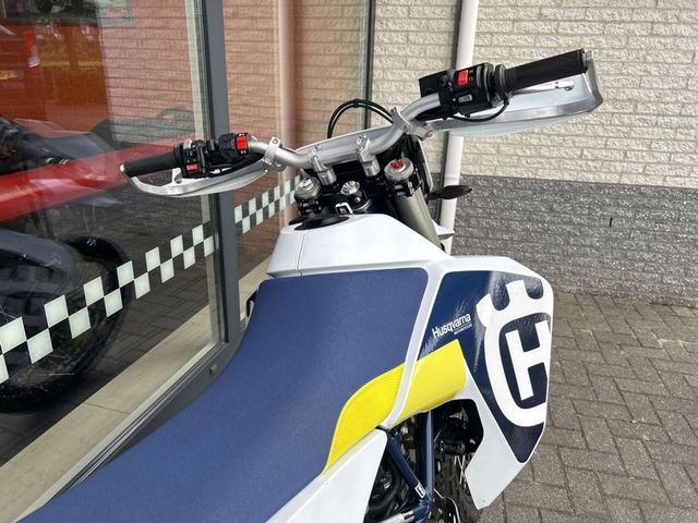 husqvarna - 701-enduro-lr