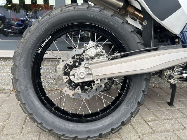 husqvarna - 701-enduro-lr