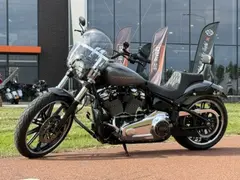 Harley-Davidson Fxbrs Breakout 114 Solid Colour 2022 occasion – foto 2 van 8