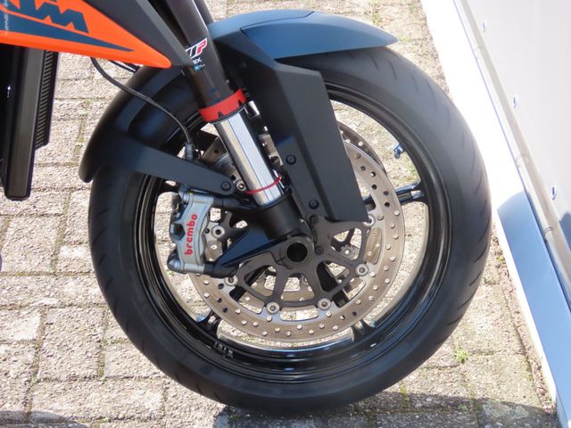 ktm - 1290-super-duke-r