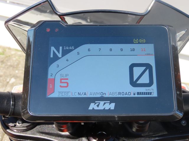 ktm - 1290-super-duke-r
