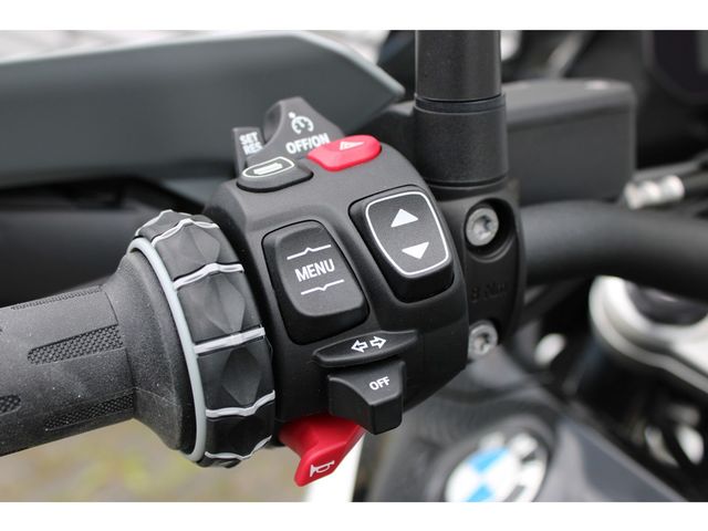 bmw - r-1300-gs