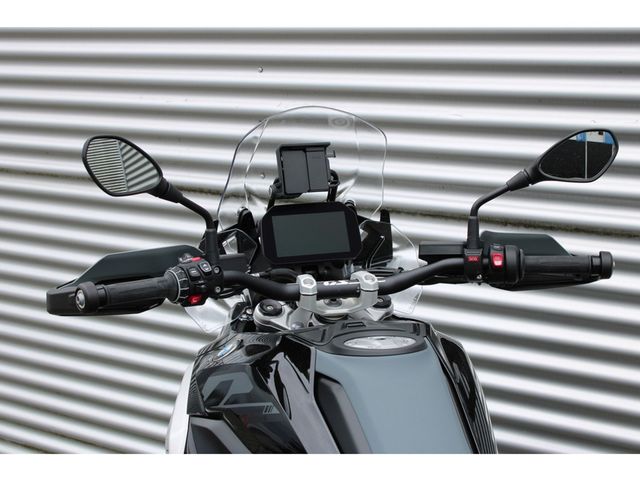 bmw - r-1300-gs
