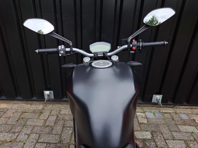 ducati - monster-797--