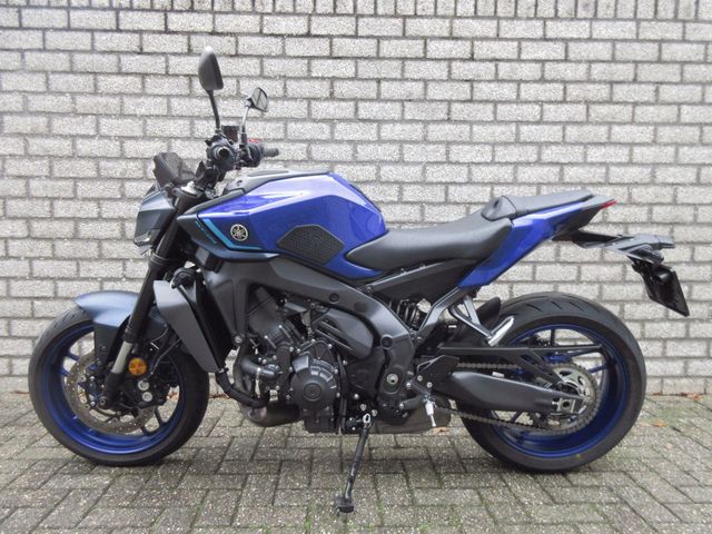 yamaha - mt-09-y-amt