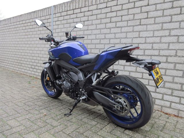 yamaha - mt-09-y-amt