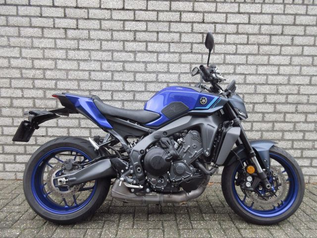 yamaha - mt-09-y-amt
