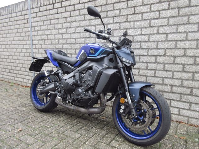 yamaha - mt-09-y-amt